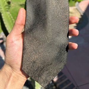 Kenneth Cole Reaction 100% Silk Tie